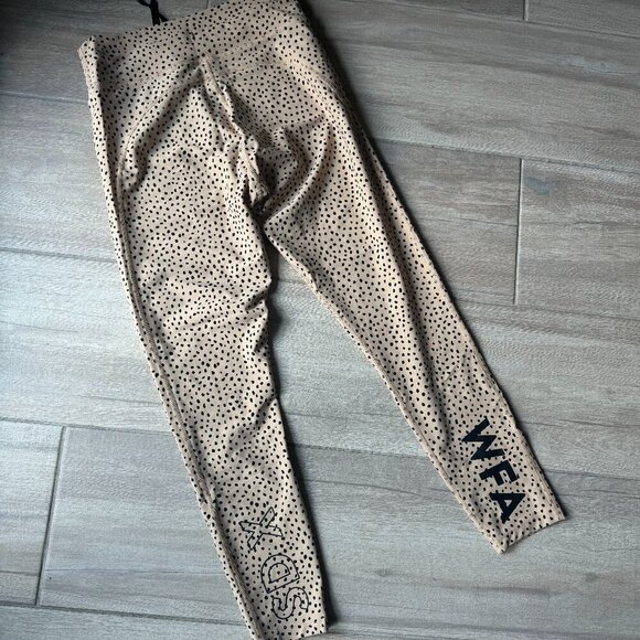 Tan & Black Spotted Print Athletic Leggings – SDX x WFA Women’s Size Large - Picture 6 of 8